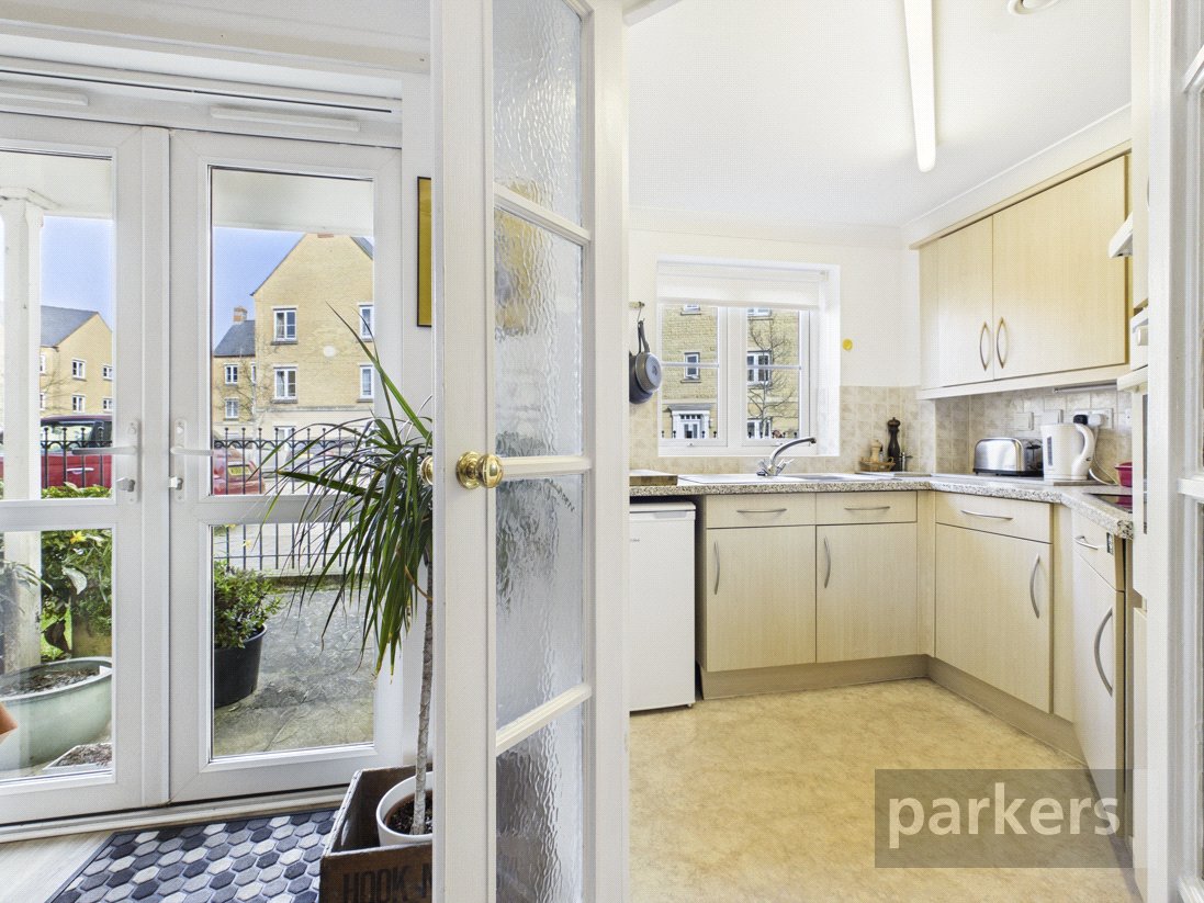 1 bedroom Flat for sale in Witney, Oxfordshire