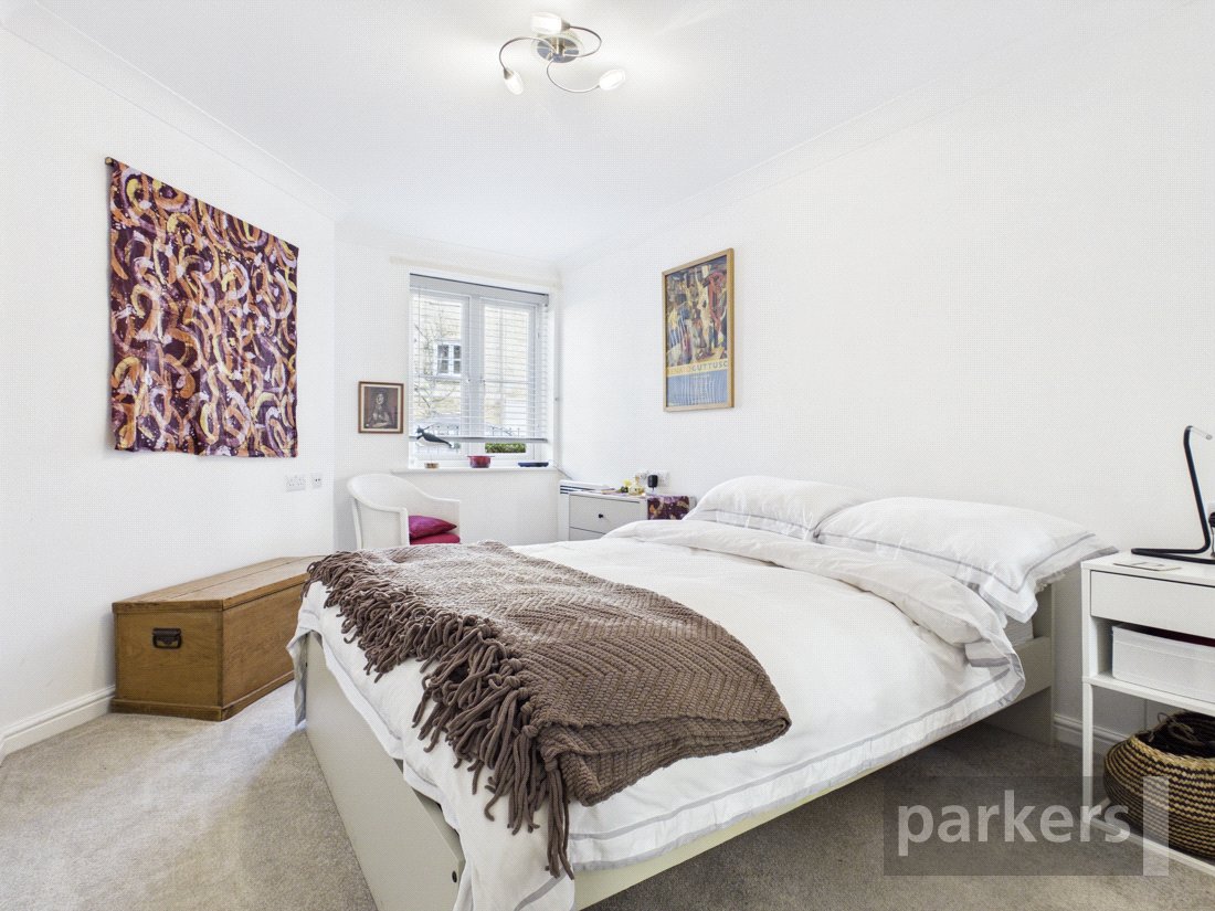 1 bedroom Flat for sale in Witney, Oxfordshire