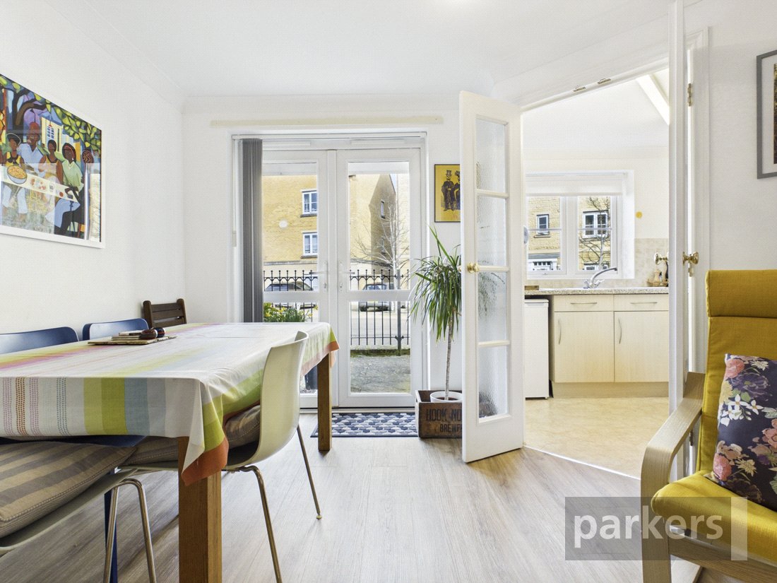 1 bedroom Flat for sale in Witney, Oxfordshire