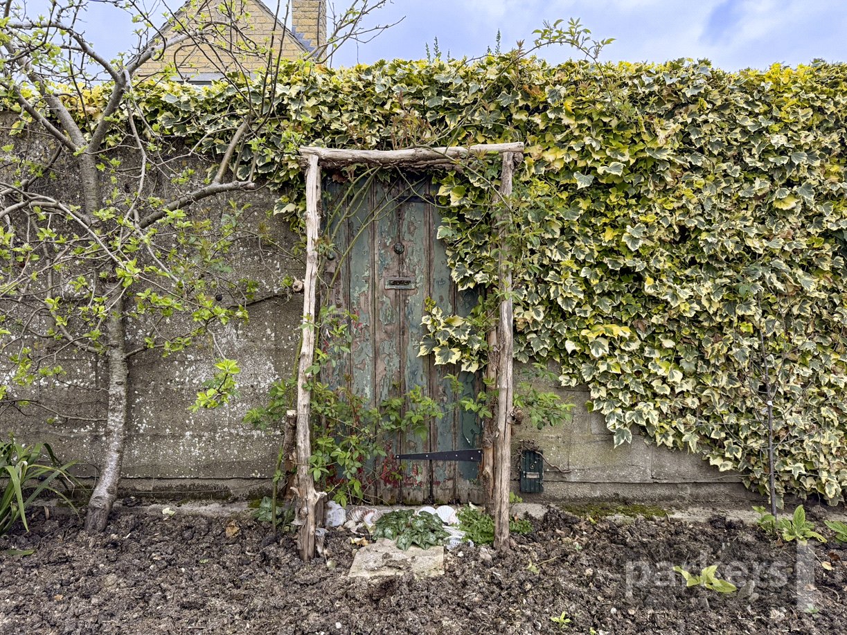 4 bedroom House for sale in Bampton, Oxfordshire