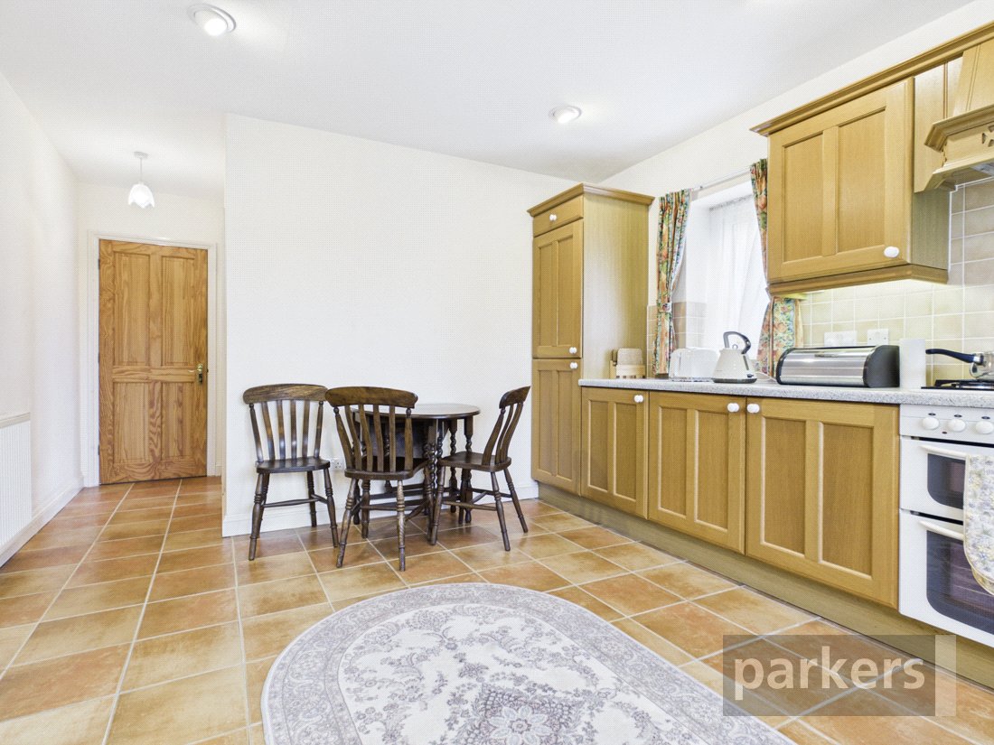 4 bedroom House for sale in North Leigh, Witney, Oxfordshire