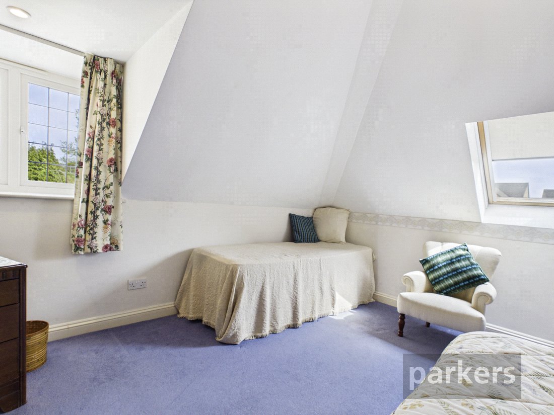 4 bedroom House for sale in North Leigh, Witney, Oxfordshire