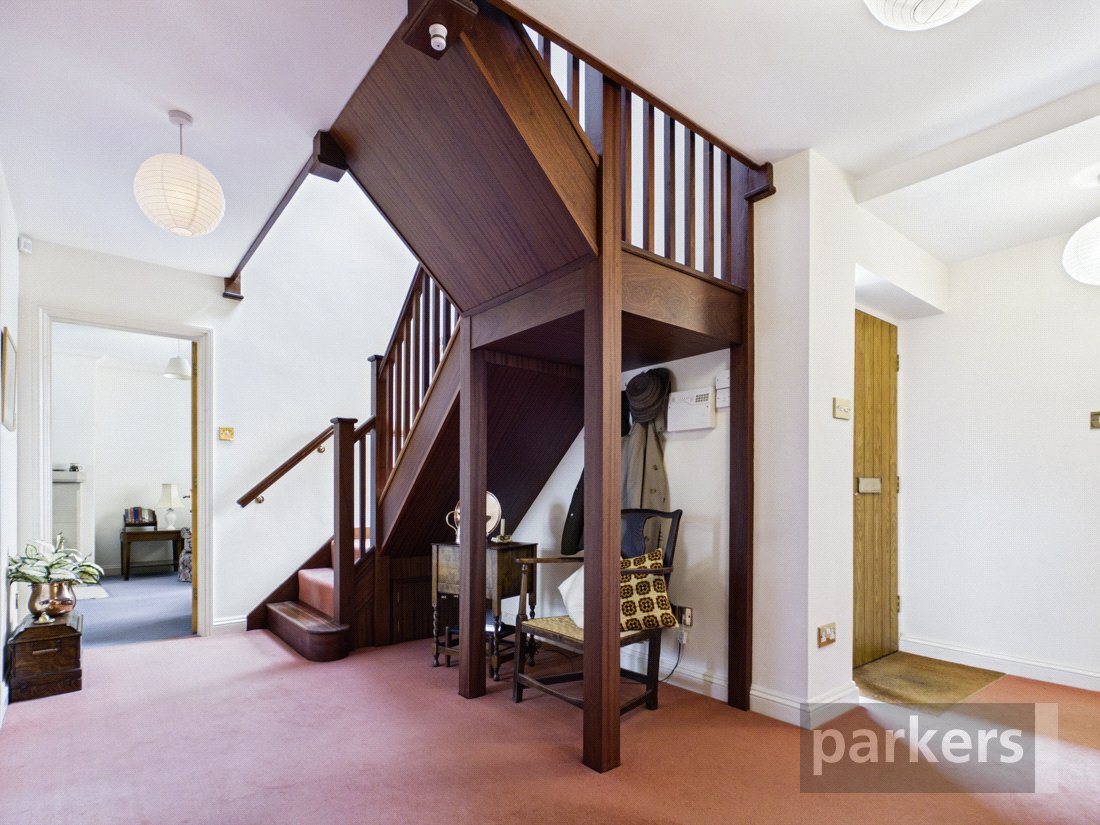 4 bedroom House for sale in North Leigh, Witney, Oxfordshire