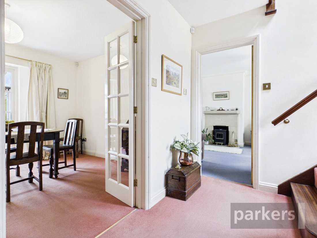 4 bedroom House for sale in North Leigh, Witney, Oxfordshire