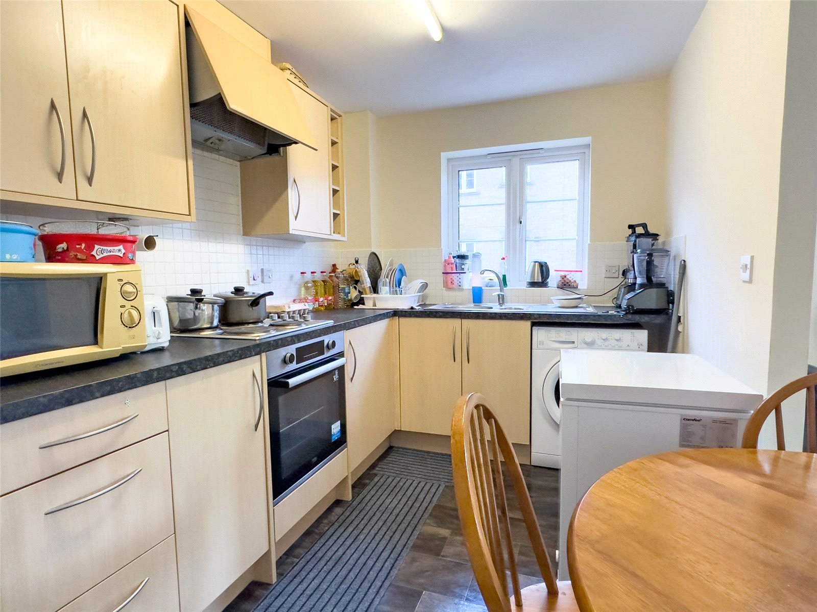 2 bedroom Flat for sale in Witney, Oxfordshire