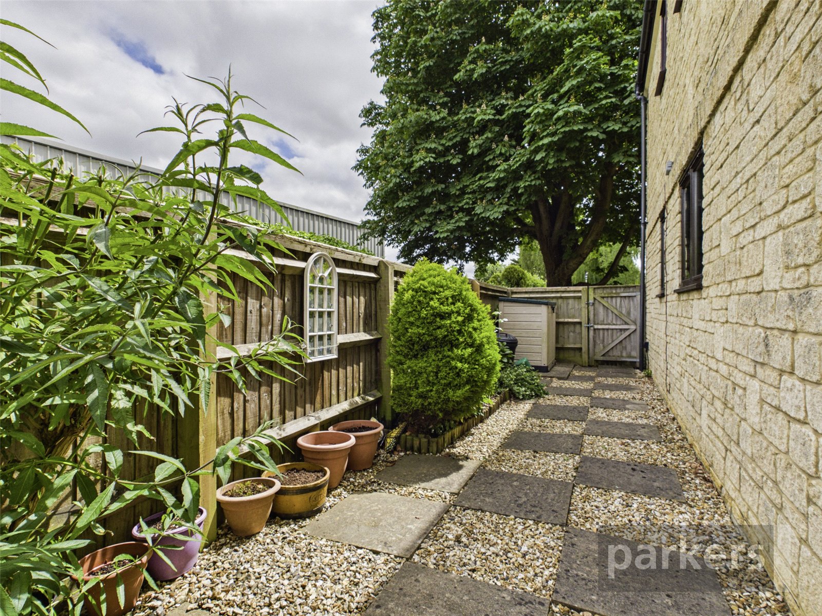 2 bedroom Flat for sale in Witney, Oxfordshire