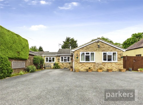 Standlake, Witney