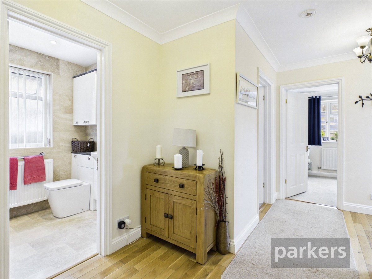 Standlake, Witney