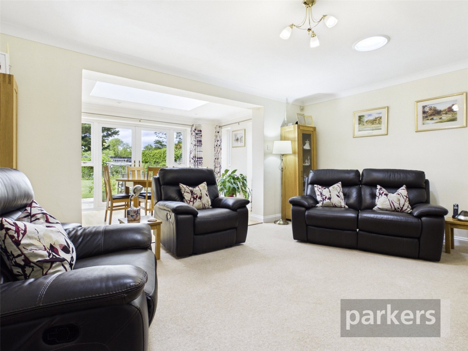 Standlake, Witney