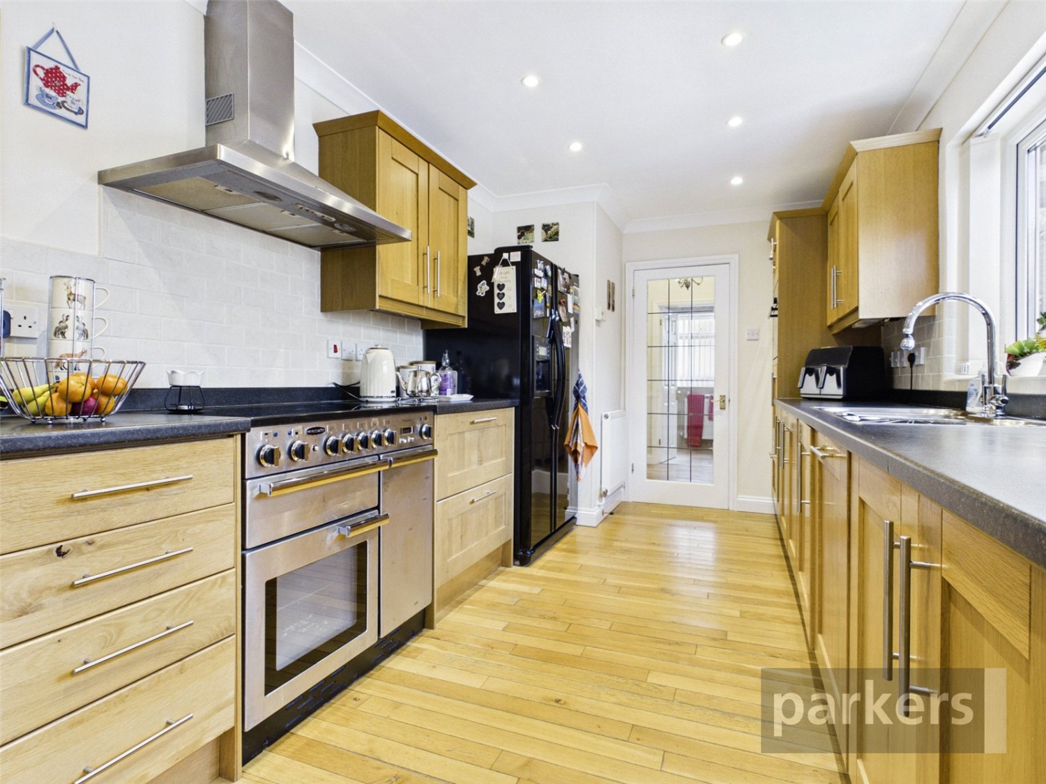 Standlake, Witney