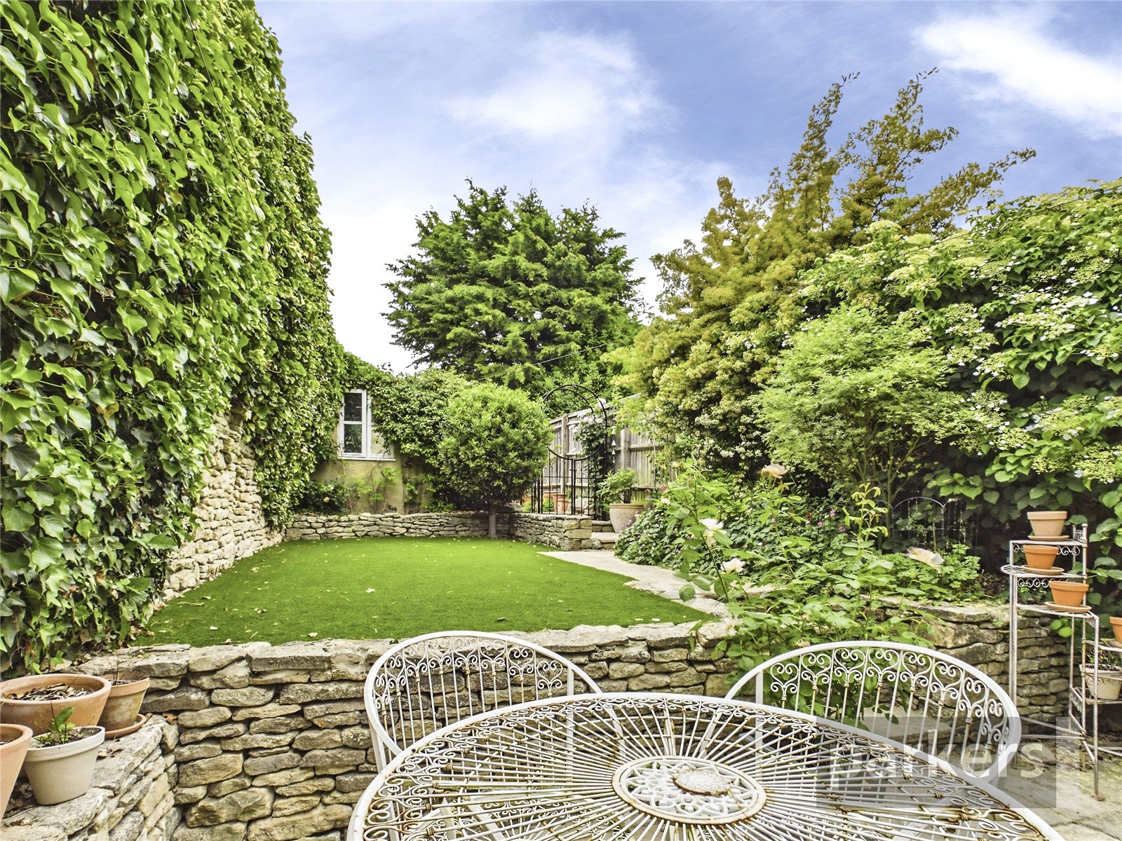 4 bedroom House for sale in Witney, Oxfordshire