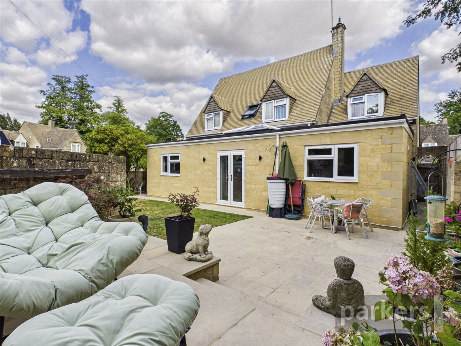3 bedroom House for sale in Shipton Under Wychwood, Oxfordshire