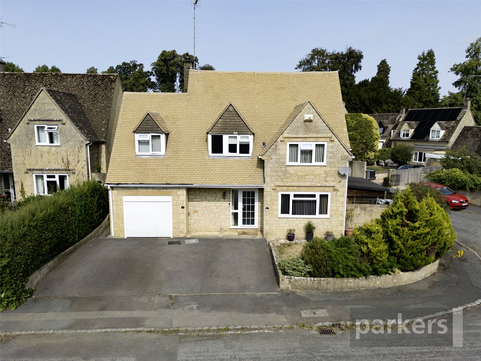 3 bedroom House for sale in Shipton Under Wychwood, Oxfordshire