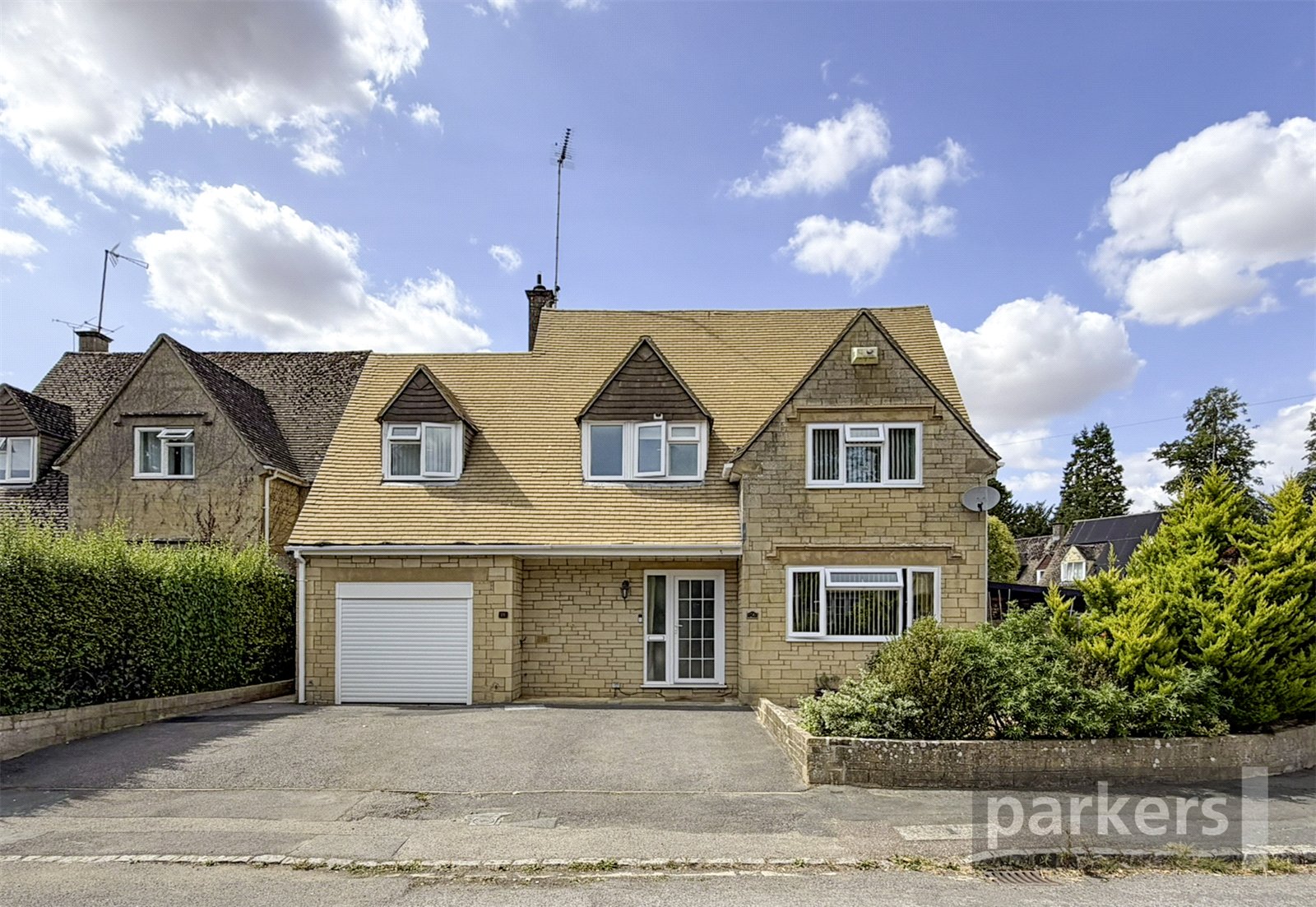 3 bedroom House for sale in Shipton Under Wychwood, Oxfordshire