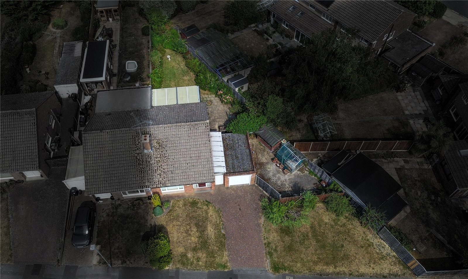 2 bedroom Bungalow for sale in Woodley, Reading, Berkshire