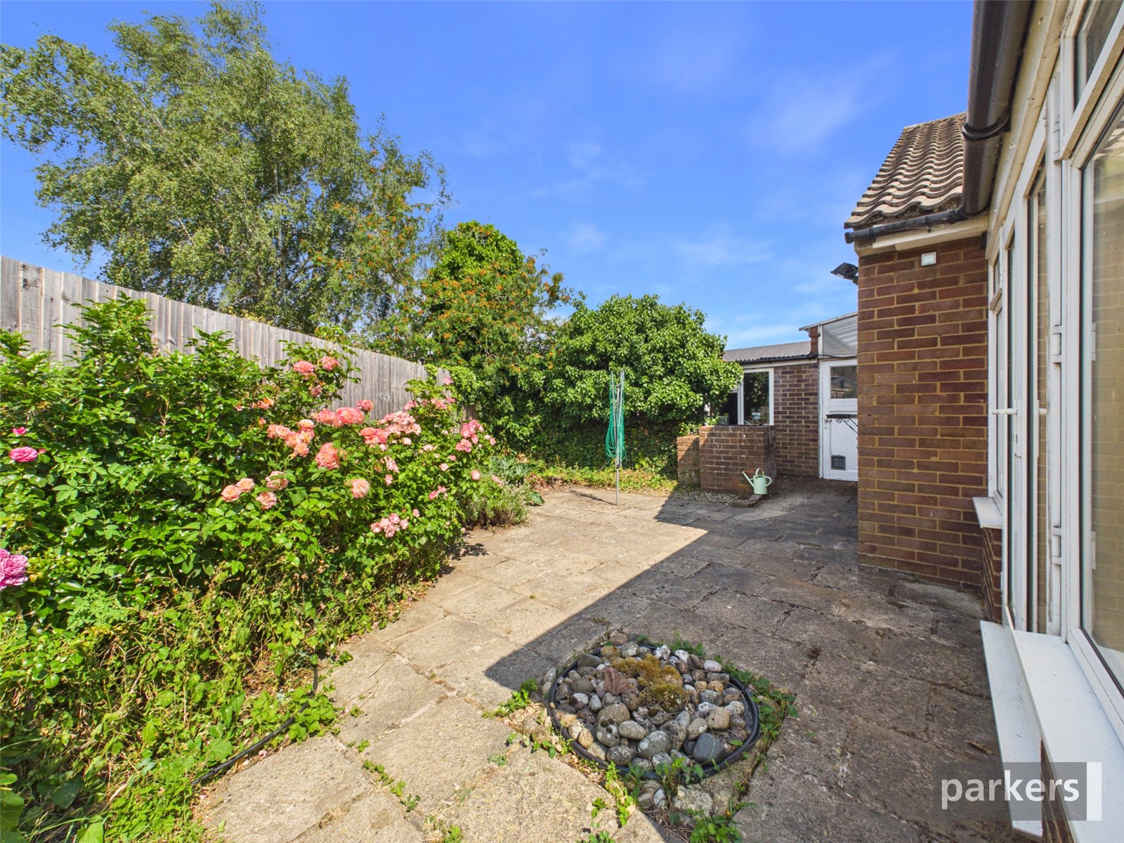 2 bedroom Bungalow for sale in Woodley, Reading, Berkshire