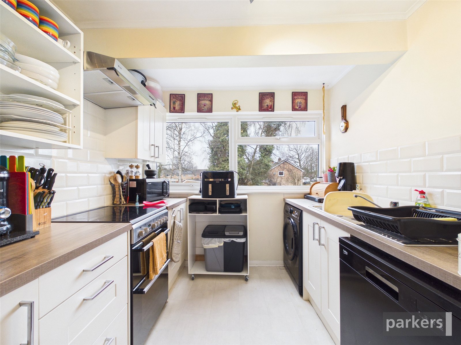 2 bedroom Flat for sale in Woodley, Reading, Berkshire