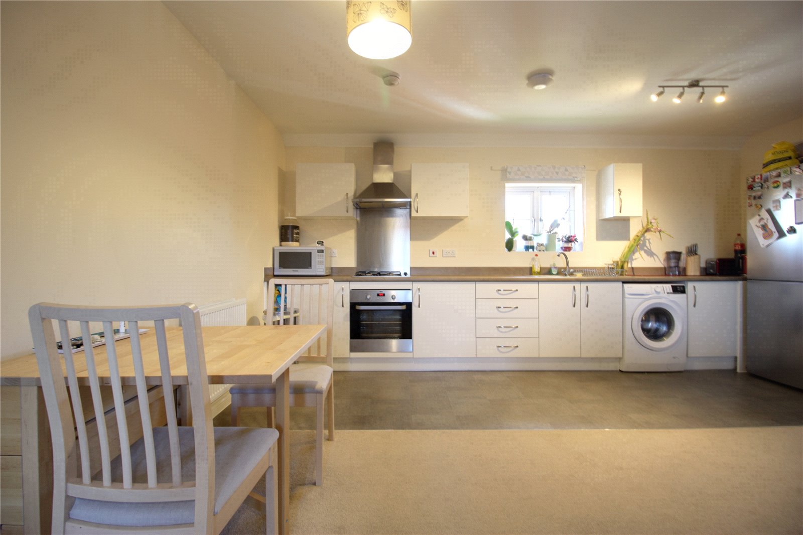 2 bedroom Flat for sale in Woodley, Reading