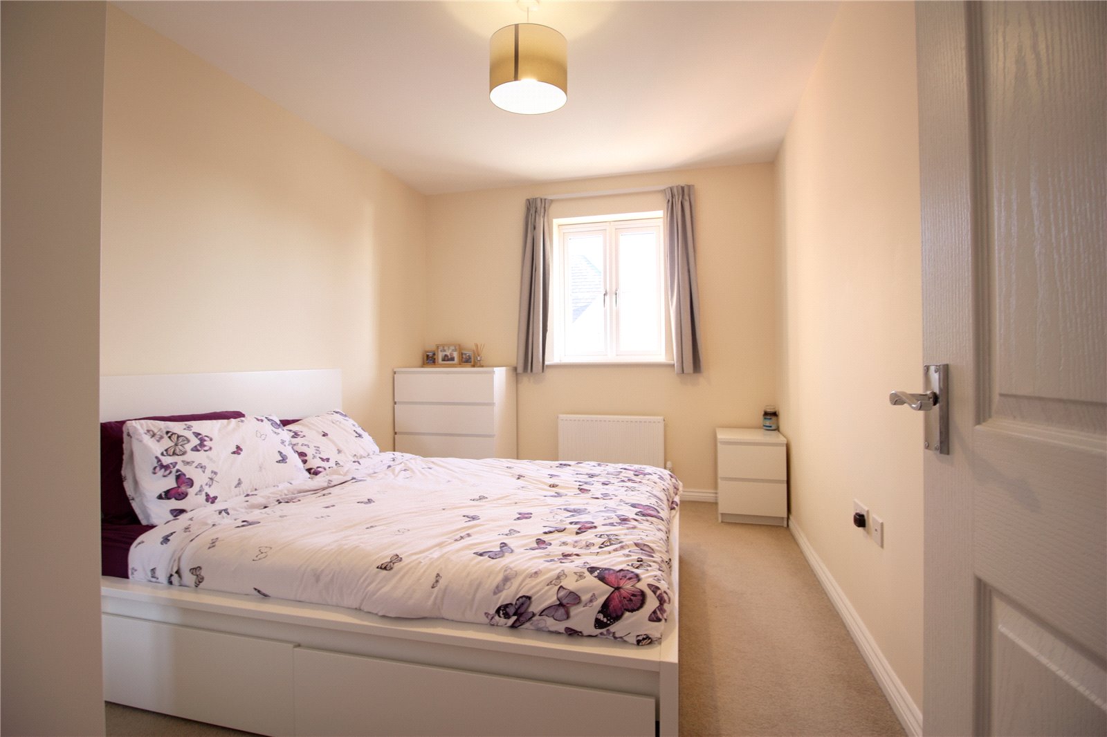2 bedroom Flat for sale in Woodley, Reading