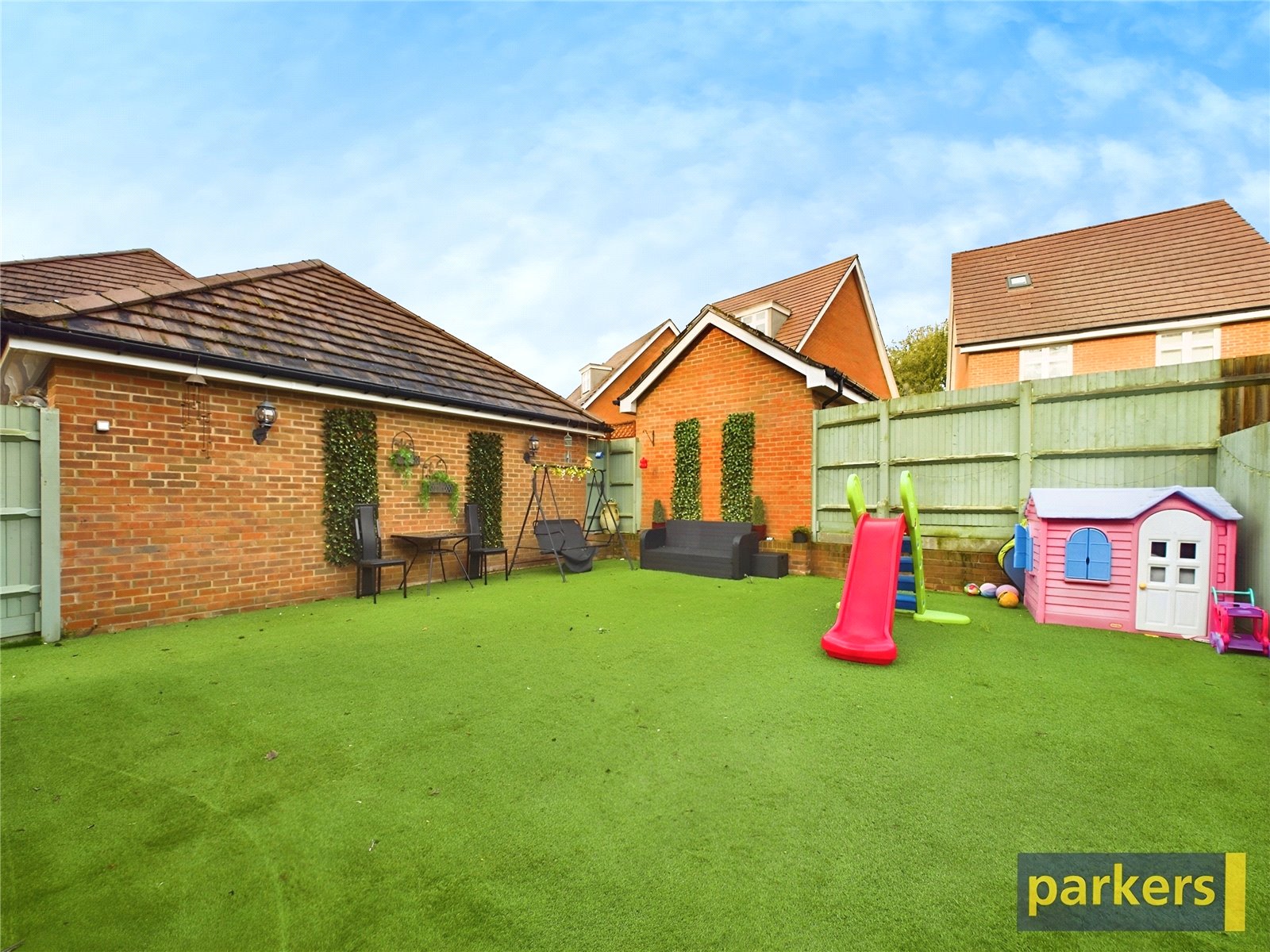 4 bedroom House for sale in Earley, Reading
