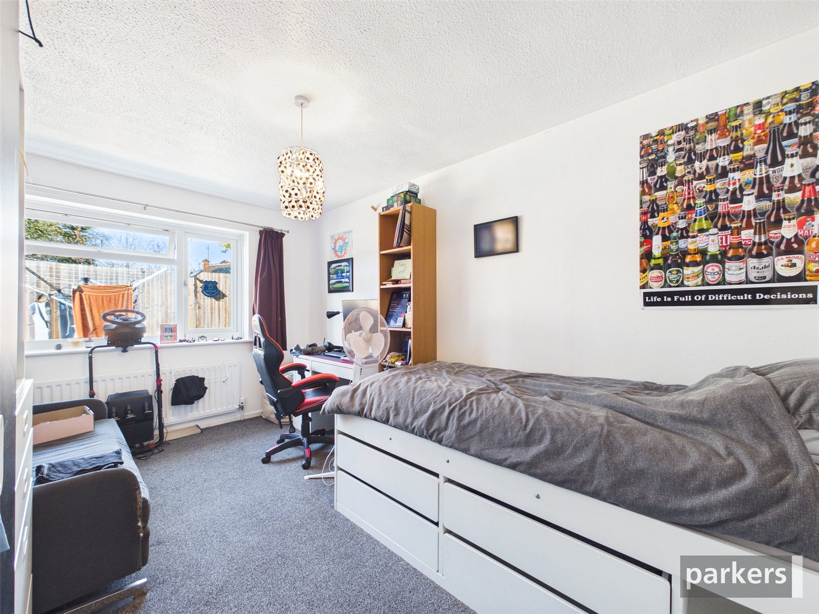 4 bedroom Bungalow for sale in Woodley, Reading