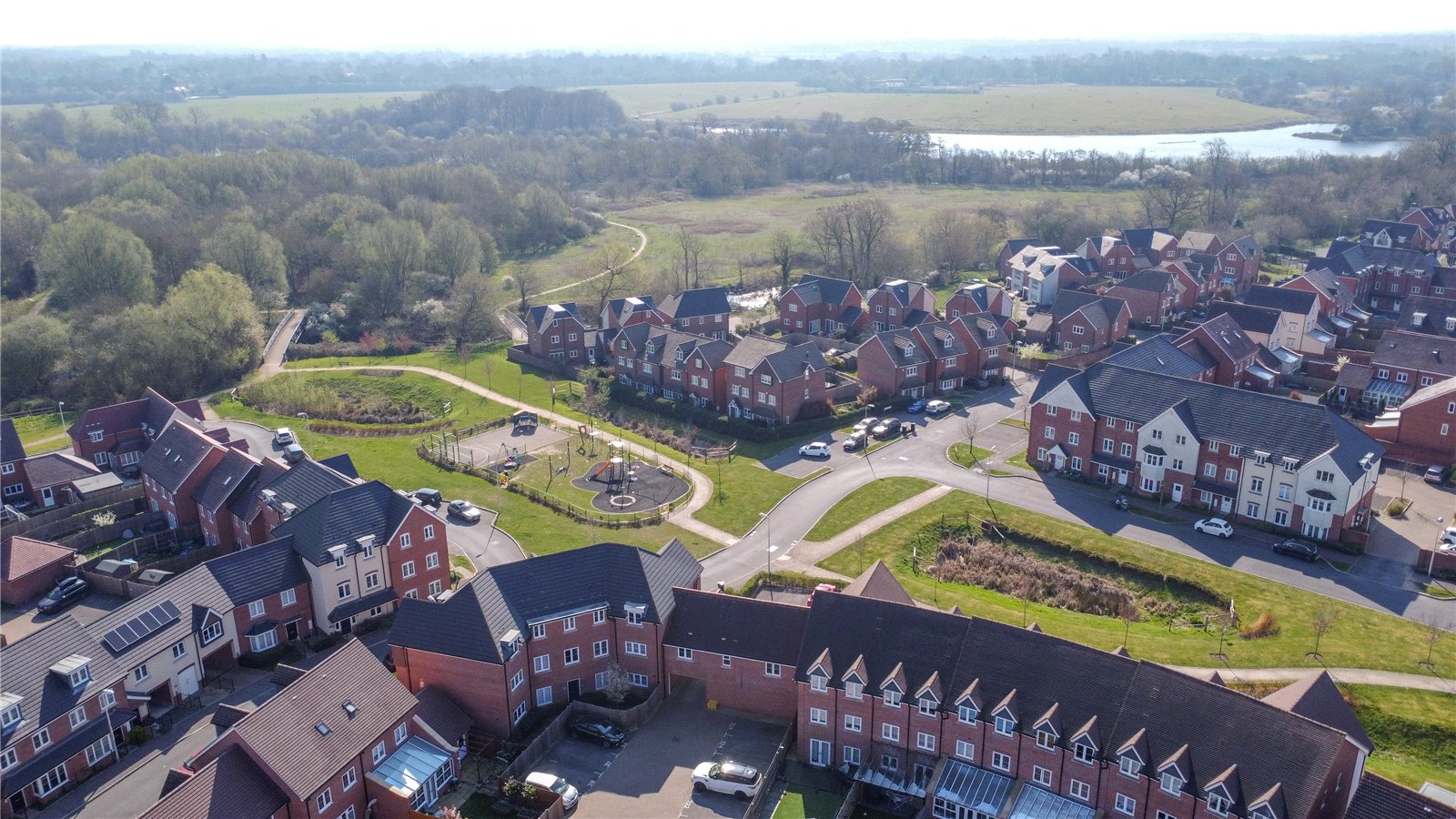 2 bedroom Flat for sale in Woodley, Reading, Berkshire