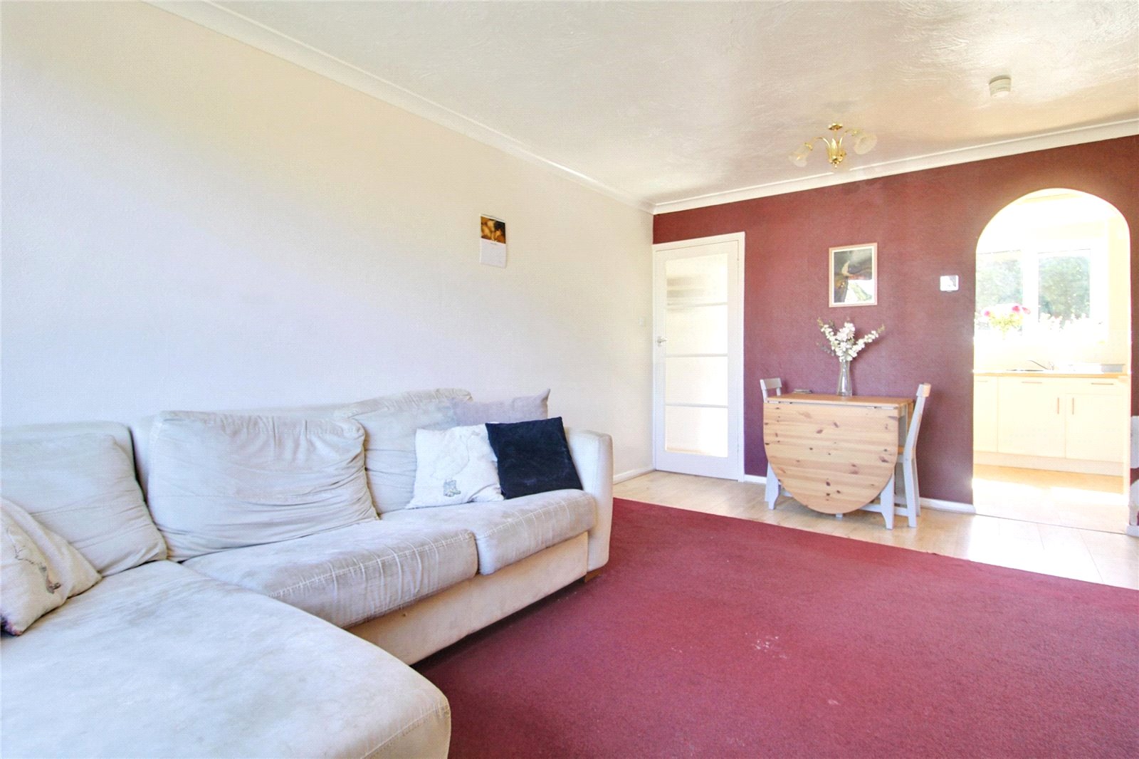 2 bedroom Flat for sale in Woodley, Reading, Berkshire