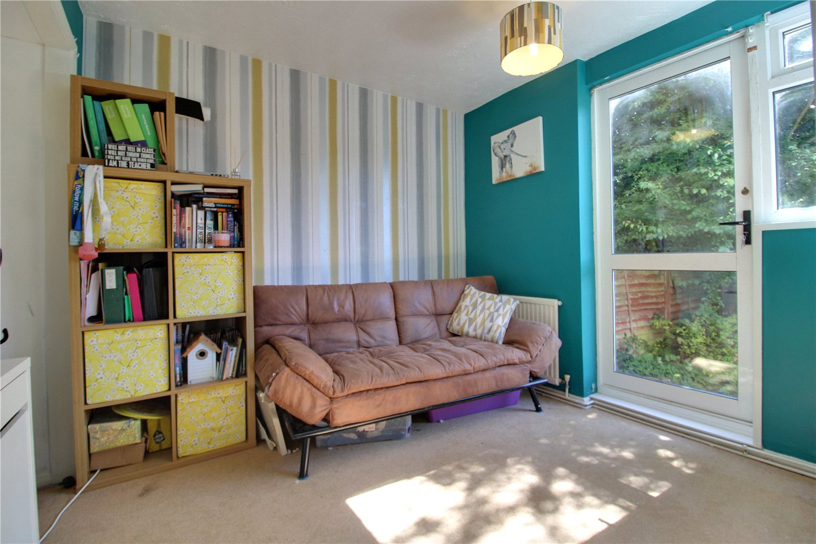 2 bedroom Flat for sale in Woodley, Reading, Berkshire