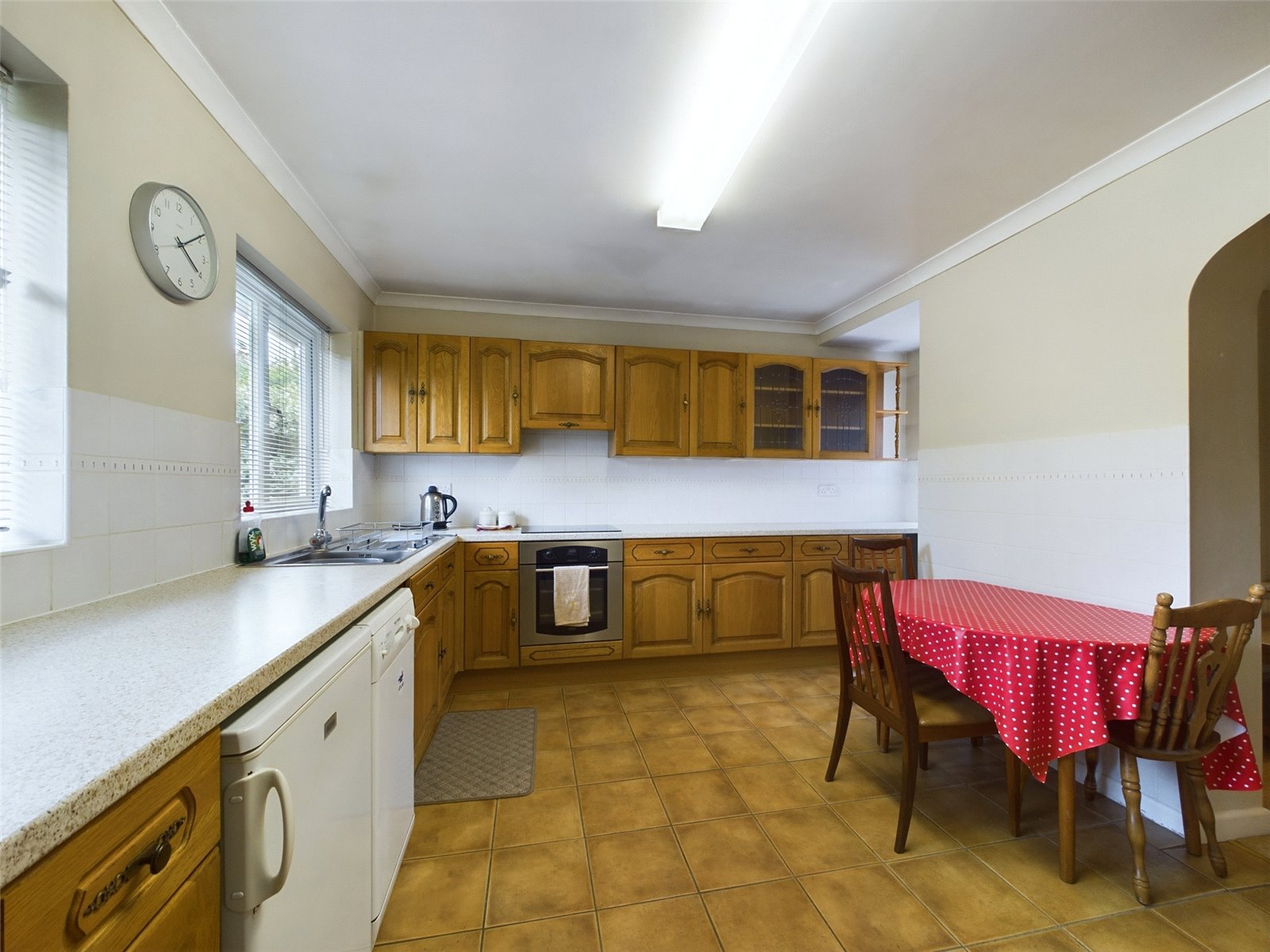2 bedroom Bungalow for sale in Woodley, Reading, Berkshire