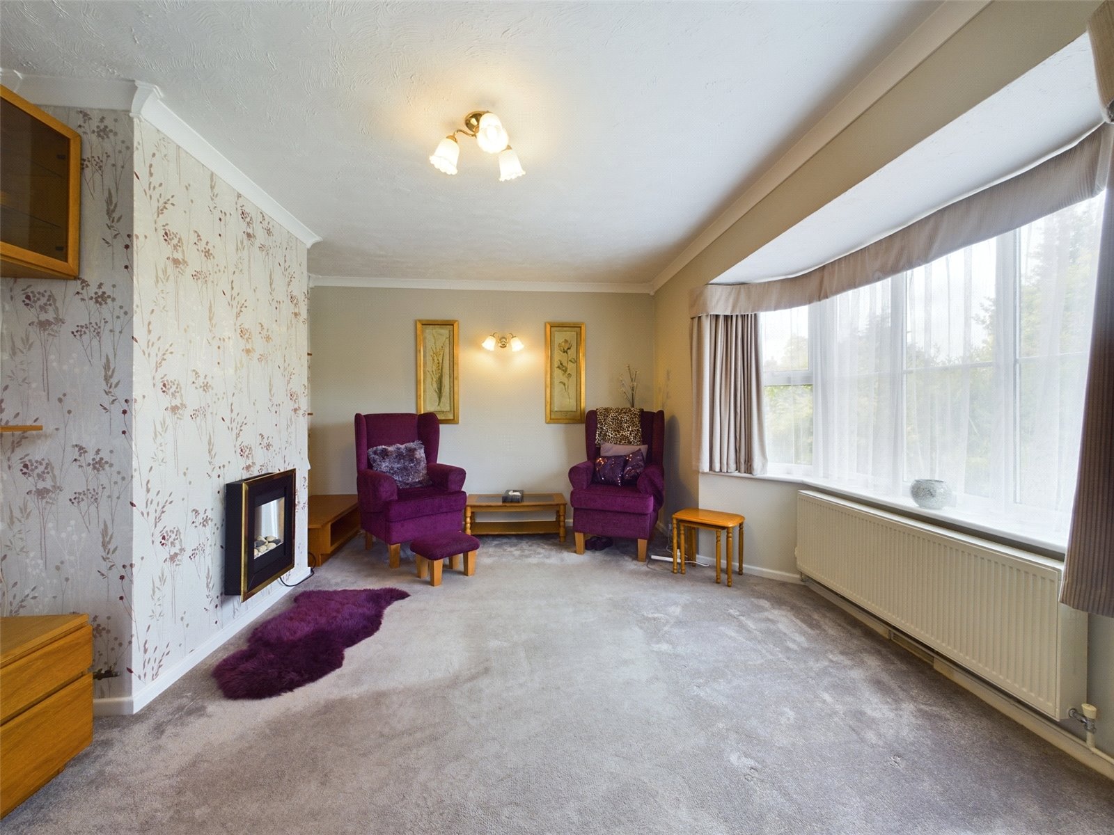 2 bedroom Bungalow for sale in Woodley, Reading, Berkshire