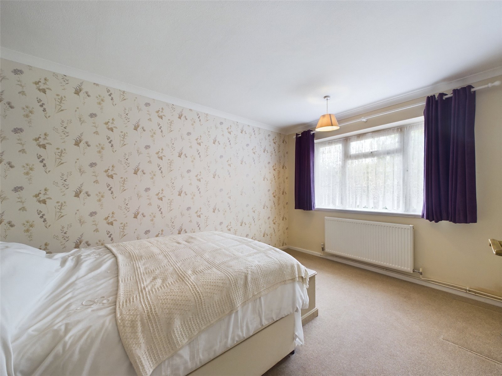 2 bedroom Bungalow for sale in Woodley, Reading, Berkshire