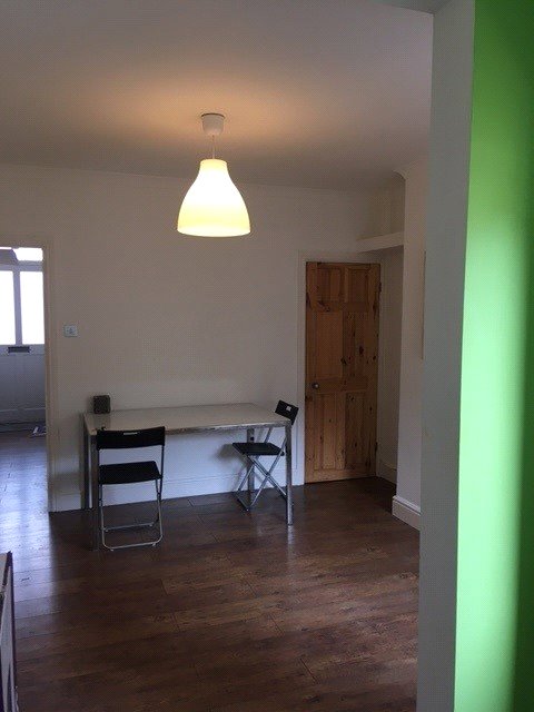 2 bedroom House to let in Reading, Berkshire
