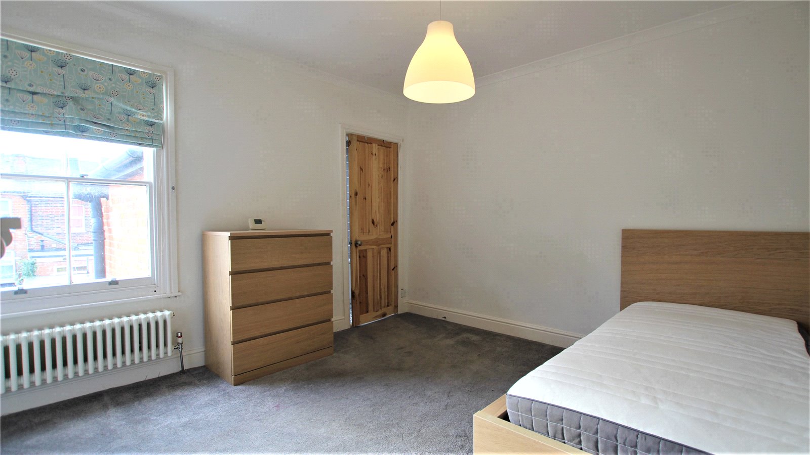 2 bedroom House to let in Reading, Berkshire