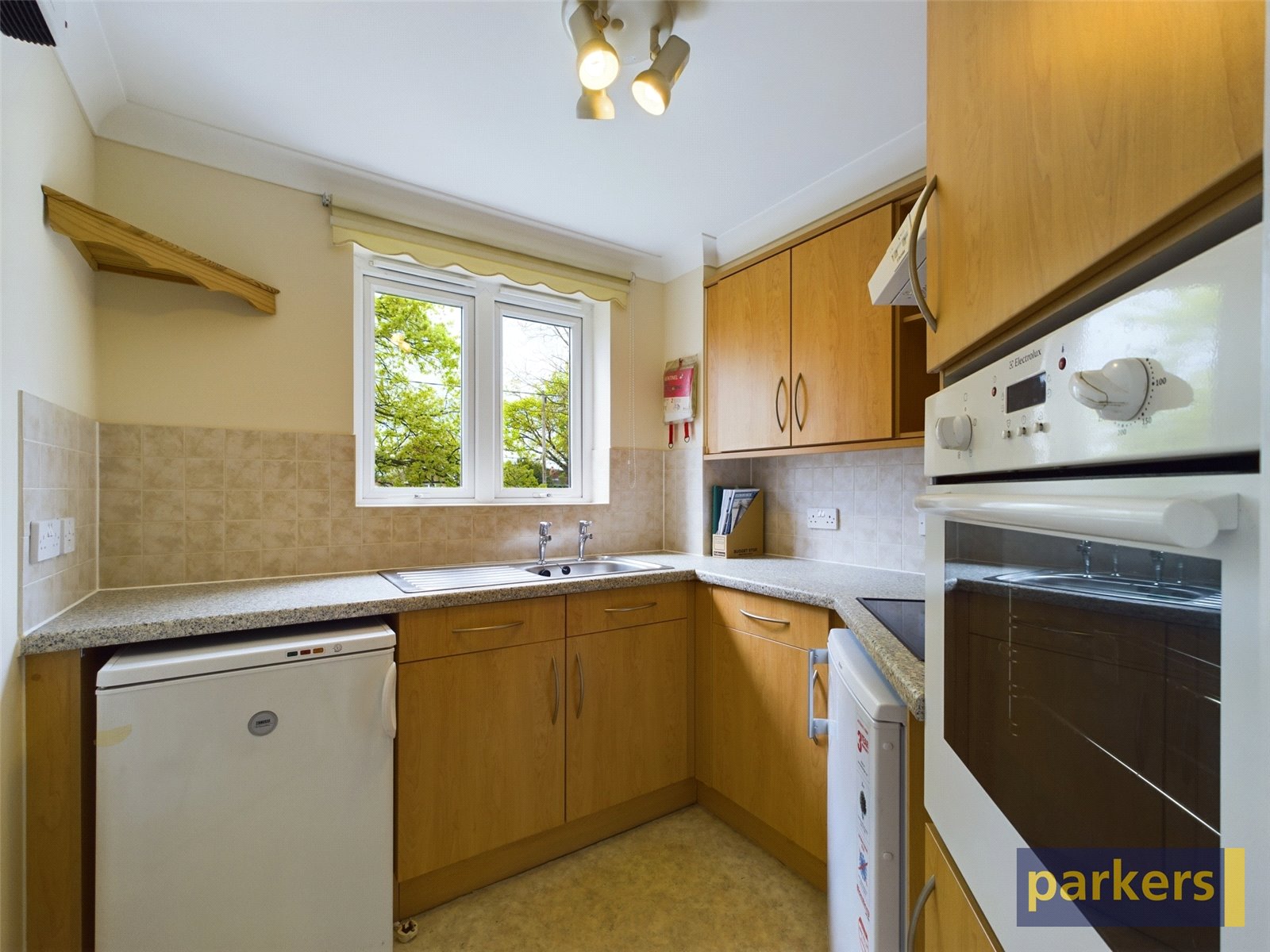 2 bedroom Flat for sale in Winnersh, Wokingham, Berkshire