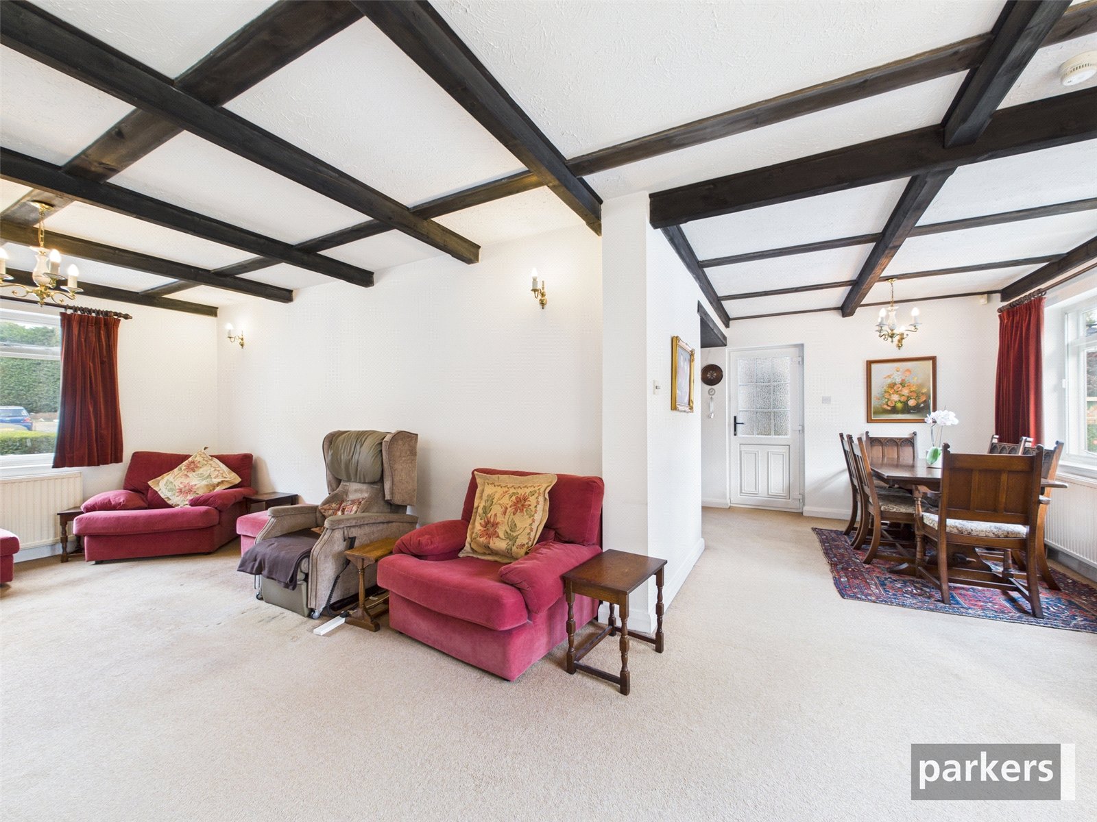 4 bedroom House for sale in Woodley, Reading, Berkshire