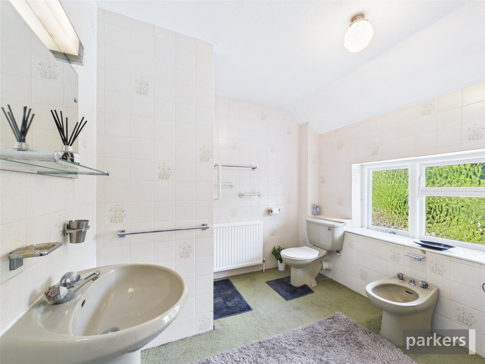 4 bedroom House for sale in Woodley, Reading, Berkshire
