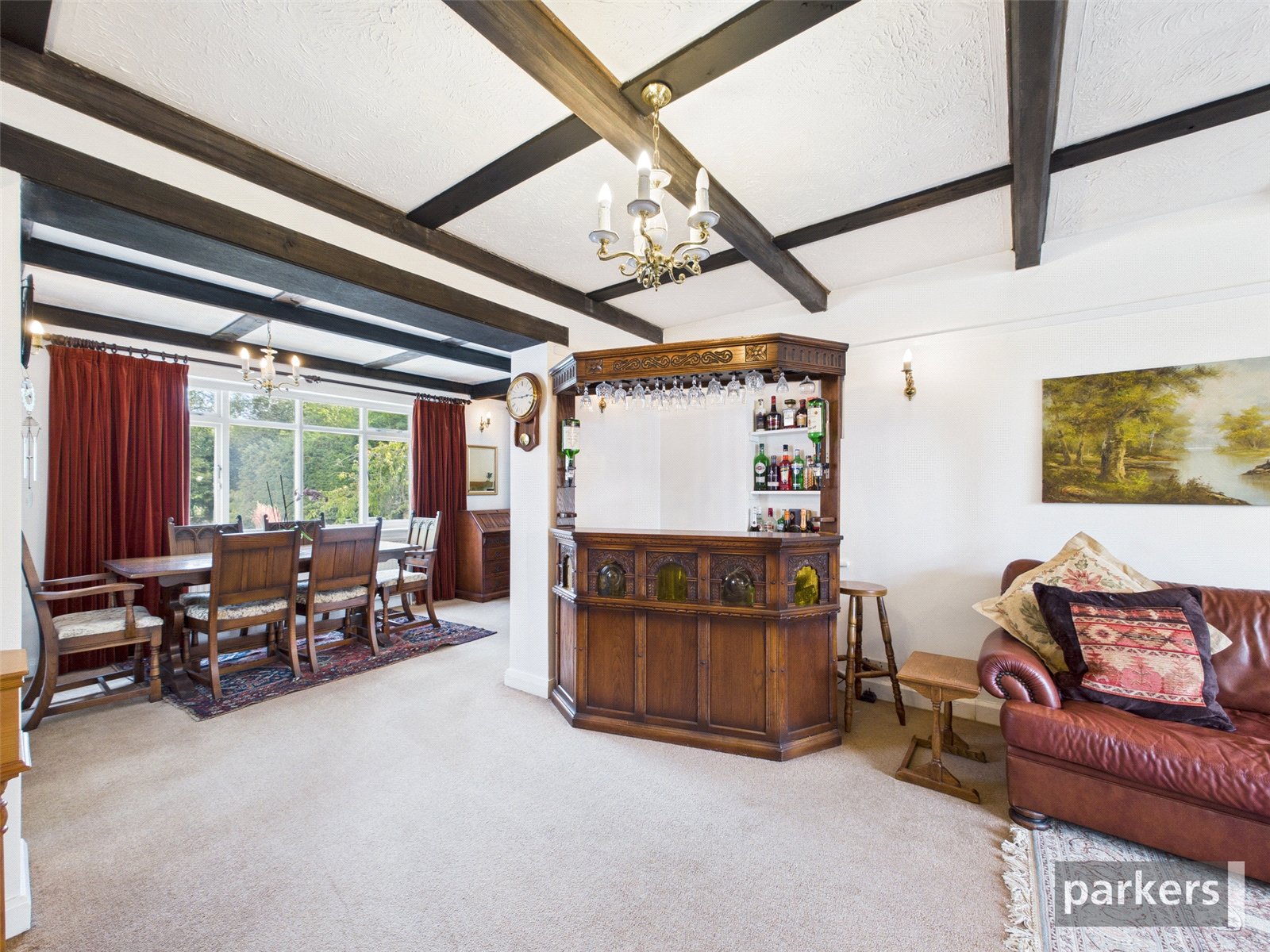 4 bedroom House for sale in Woodley, Reading, Berkshire