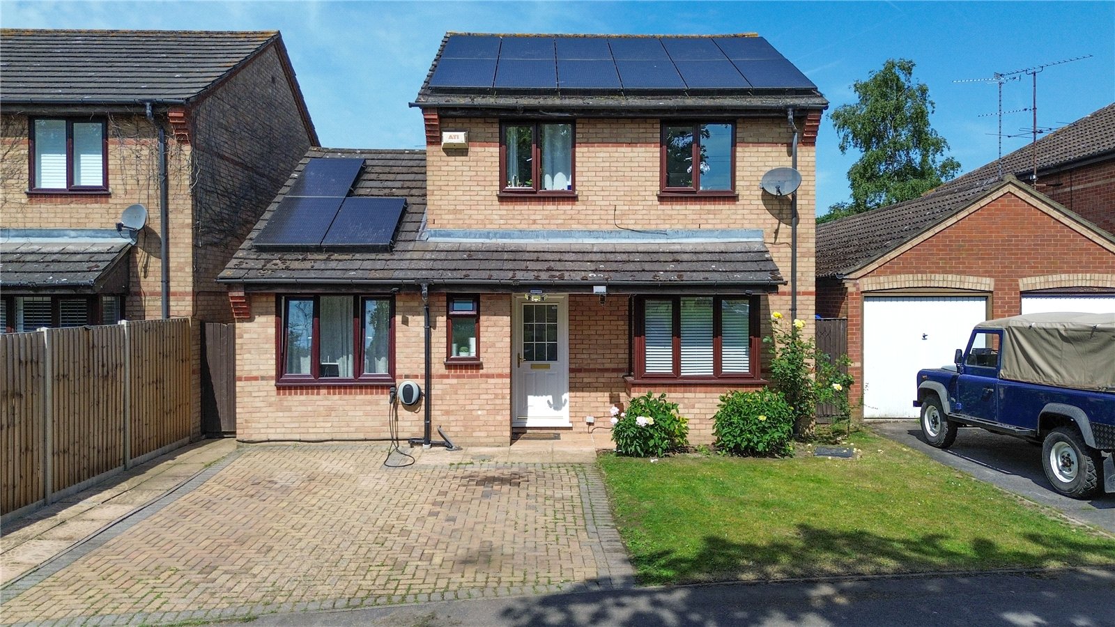 4 bedroom House for sale in Winnersh, RG41 5TG