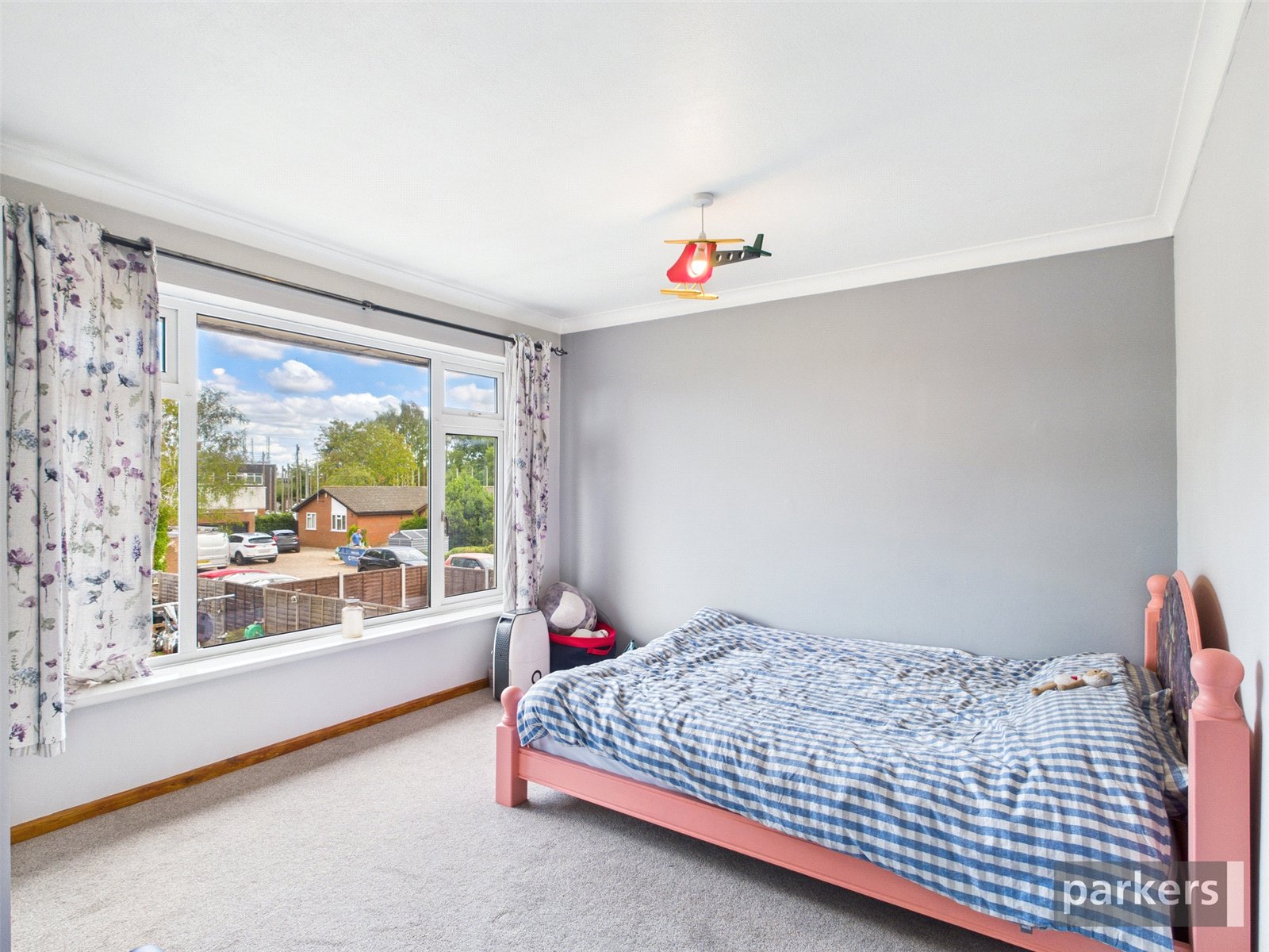 2 bedroom Flat for sale in Woodley, Reading, Berkshire