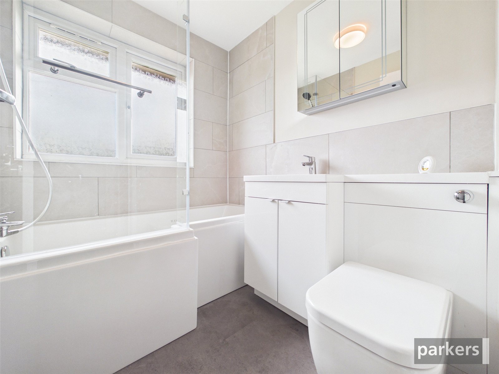 2 bedroom Flat for sale in Woodley, Reading, Berkshire