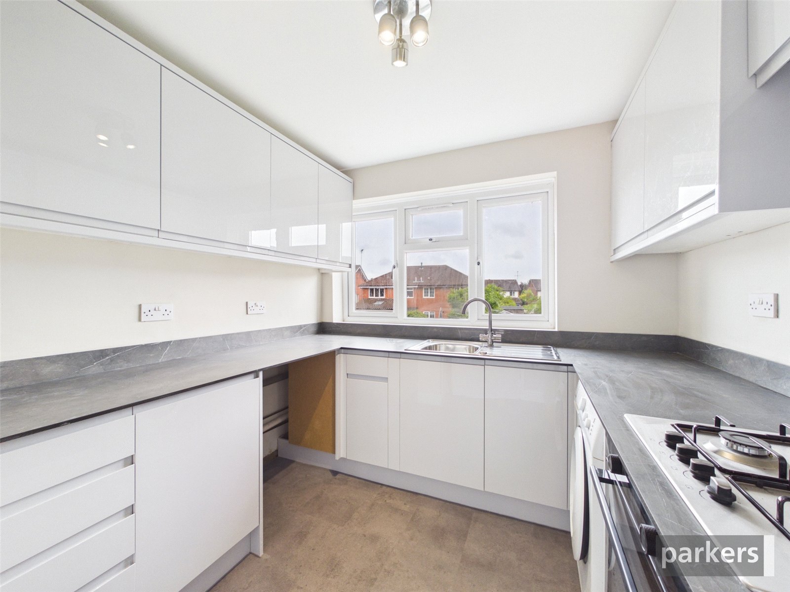 2 bedroom Flat for sale in Woodley, Reading, Berkshire