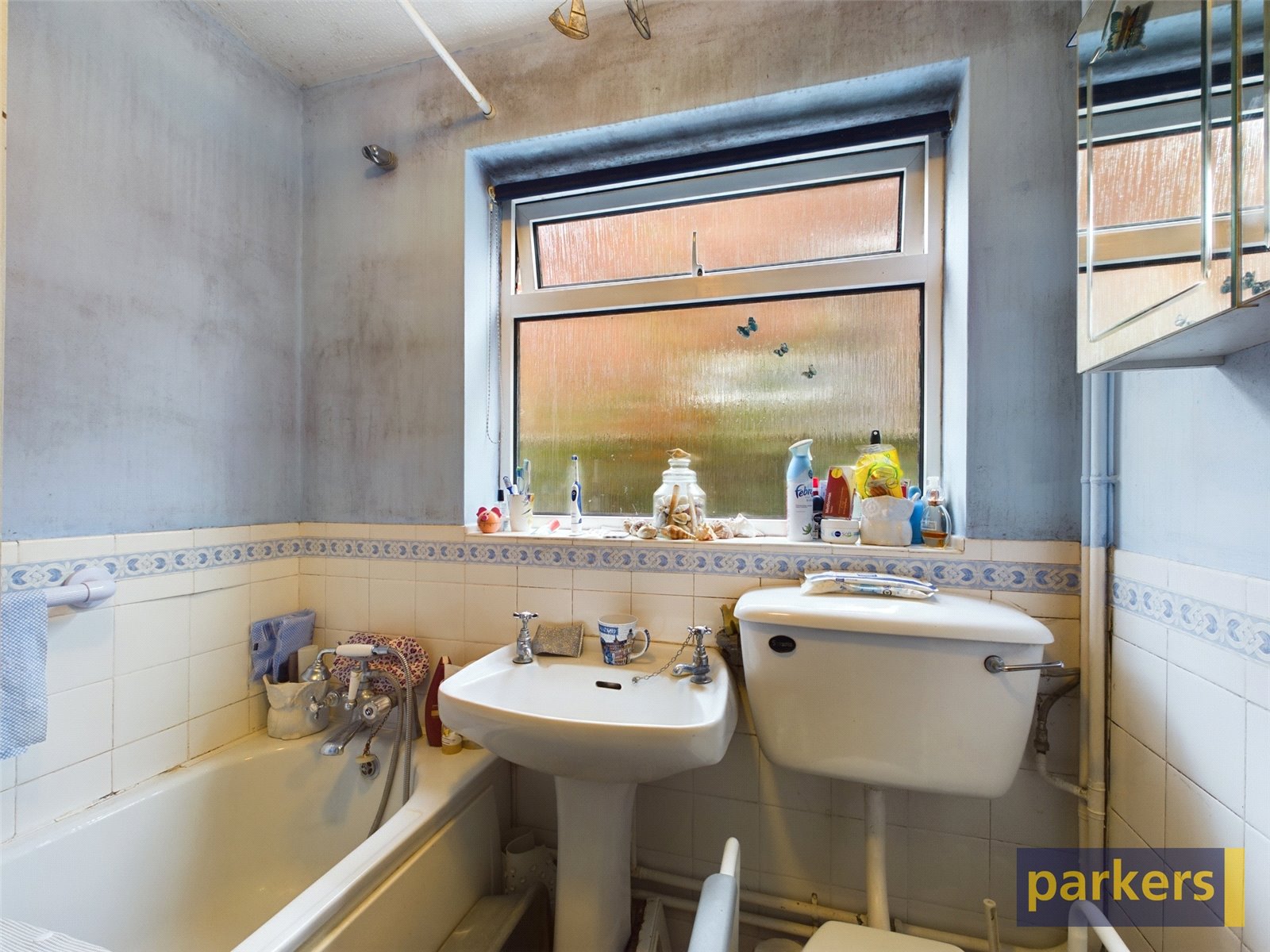 2 bedroom Bungalow for sale in Woodley, Reading, Berkshire