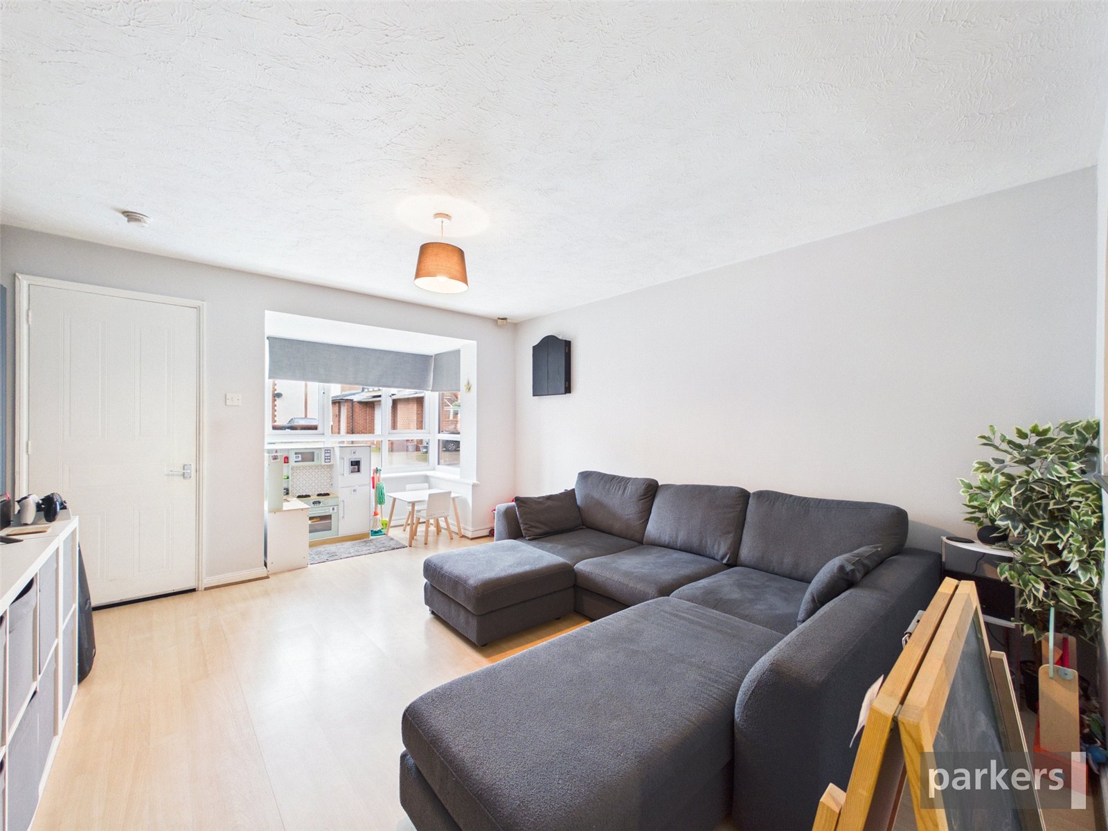 2 bedroom Flat for sale in Woodley, Reading, Berkshire