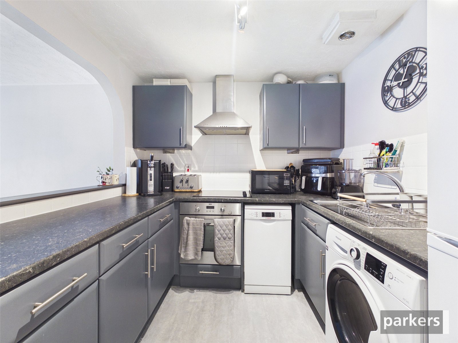 2 bedroom Flat for sale in Woodley, Reading, Berkshire