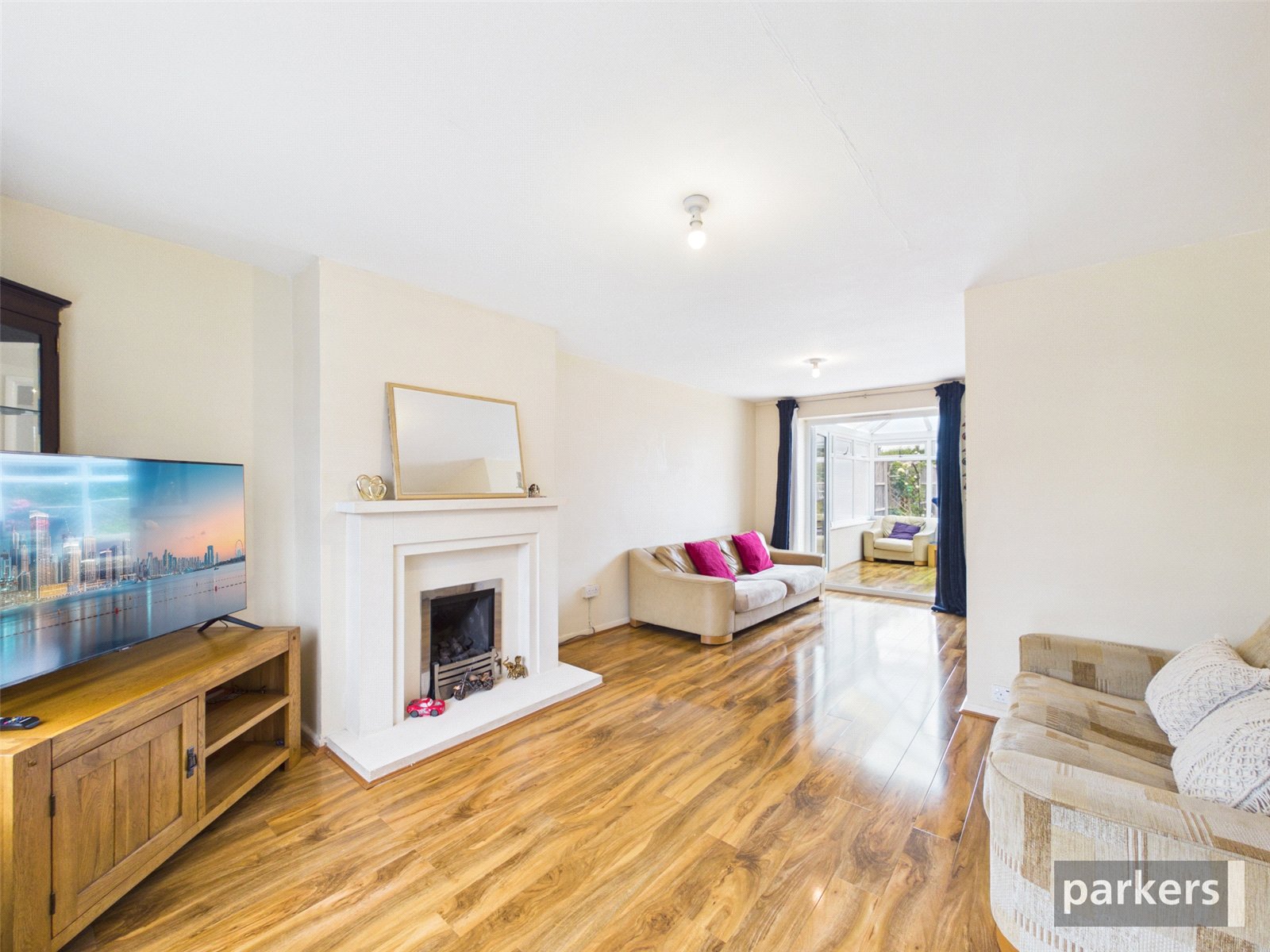 2 bedroom House for sale in Woodley, Reading, Berkshire