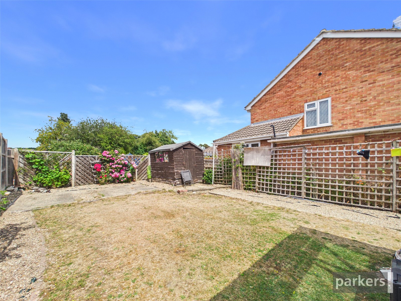 2 bedroom House for sale in Woodley, Reading, Berkshire