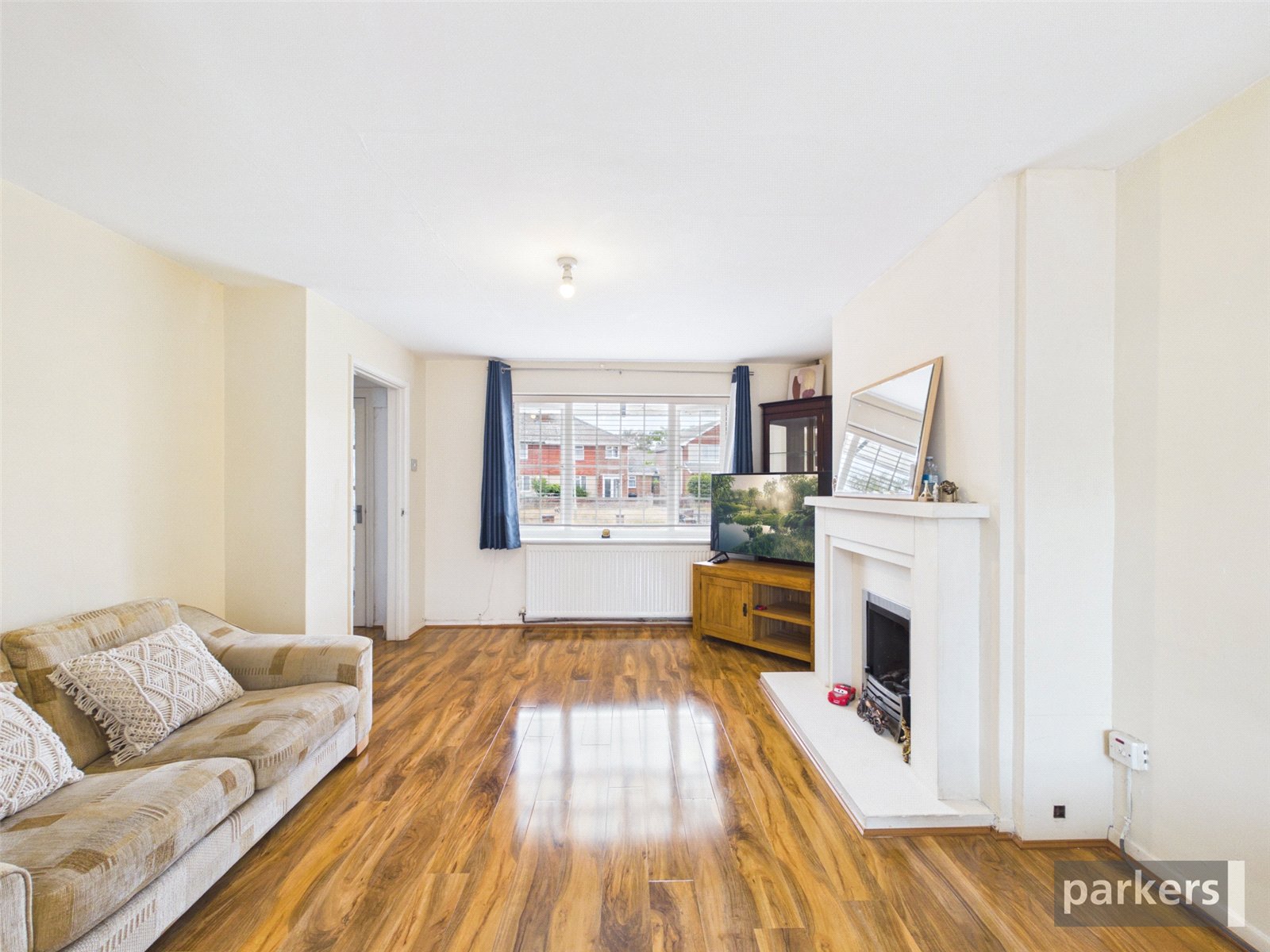 2 bedroom House for sale in Woodley, Reading, Berkshire