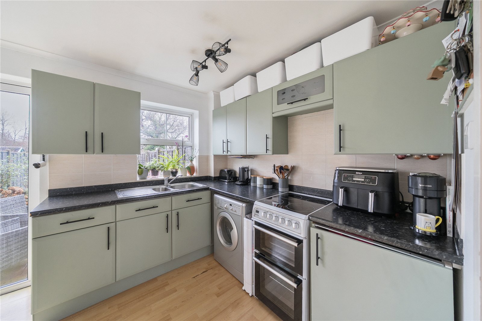 2 bedroom House for sale in Woodley, Reading, Berkshire
