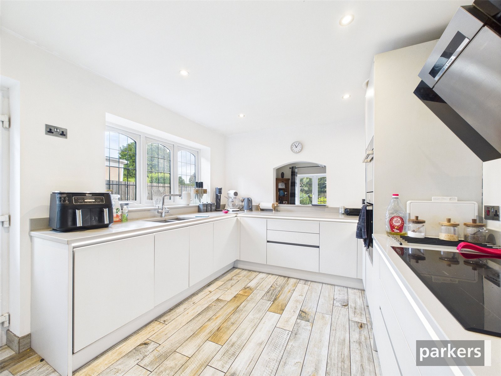 4 bedroom Bungalow for sale in Woodley, Reading, Berkshire