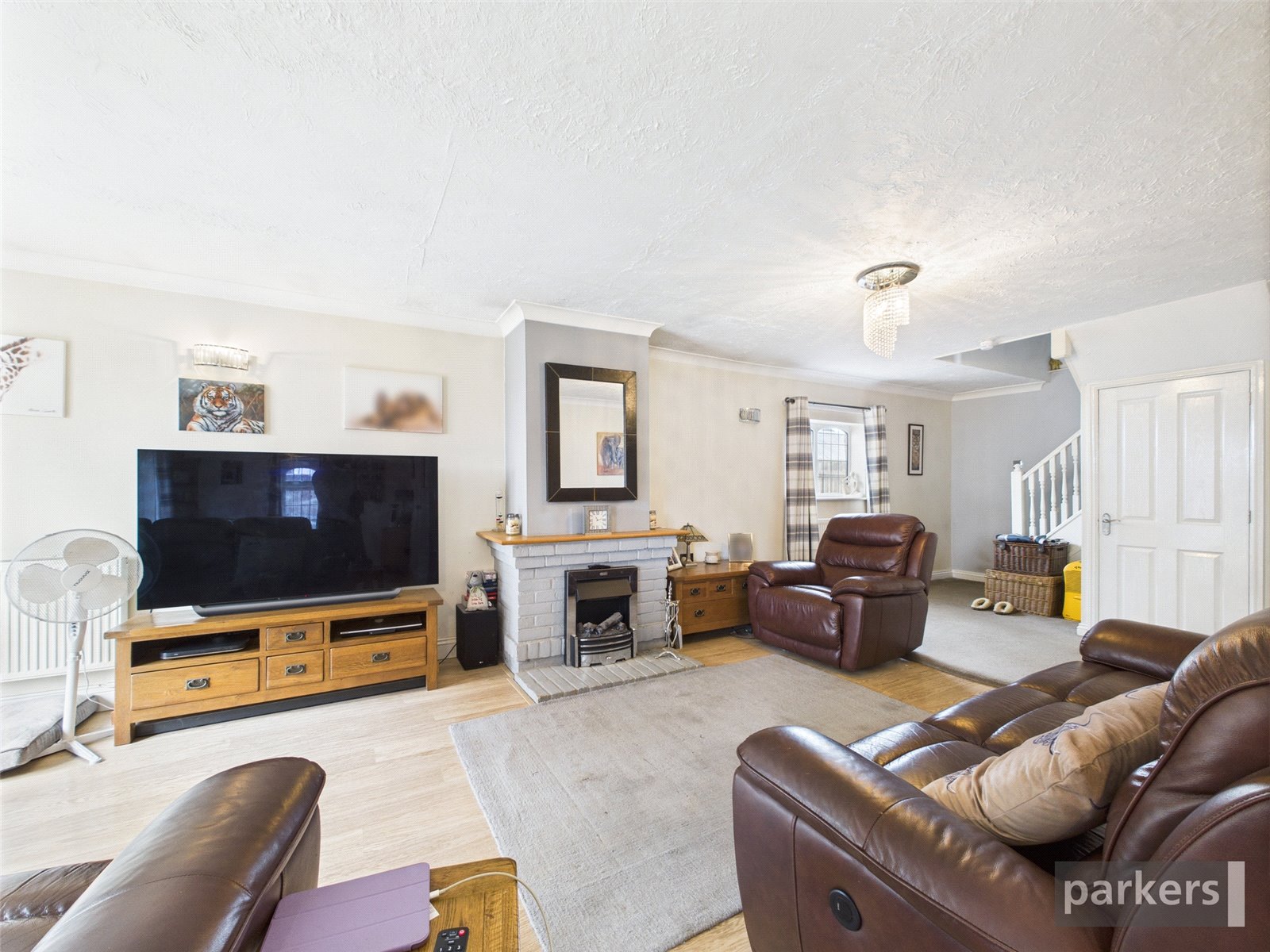 4 bedroom Bungalow for sale in Woodley, Reading, Berkshire